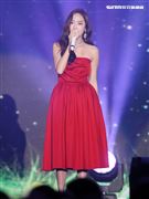韓星潔西卡（Jessica）穿上性感紅色平口禮服來台舉辦「Jessica Jung Fan Meeting in Taipei」見面會。（記者邱榮吉/攝影）