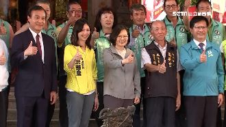 催出台中泛綠選票！小英為洪慈庸拉票