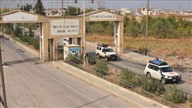 庫德族為首的軍事同盟「敘利亞民主力量」20日指出，已從敘利亞東北部邊境城鎮撤出所有戰鬥人員。（安納杜魯新聞社提供）