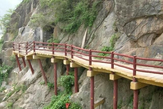 明修棧道暗渡陳倉…秦代的棧道是啥？