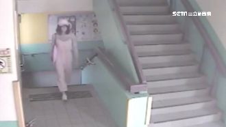 詭…男疑「扮女裝」闖校竊　畫面曝光