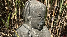 關渡自然公園石雕遭竊賣　警逮人送辦關渡自然公園內的石雕像頻傳遭竊，台北市警察局北投分局成立專案小組偵辦，發現蕭男及林男涉有重嫌且將贓物銷至新北市八里區等地的藝品店，全案詢後將兩人依竊盜罪嫌移送士林地檢署偵辦。圖為贓證物。（台北市北投分局提供）中央社記者黃麗芸傳真　108年10月22日