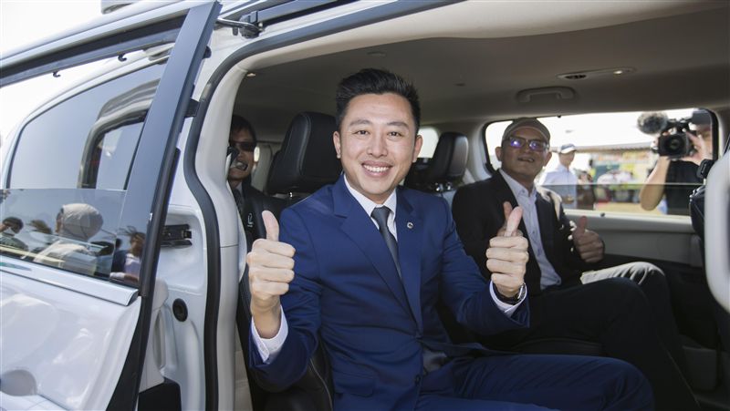 全台首輛自駕車掛牌！新竹漁港搶上路