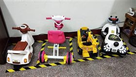 玩具車,停車場,膠帶,三寶(爆怨公社)