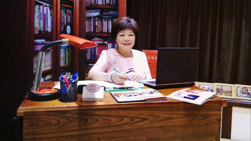 不忍了！資深作家爆終結40年婚姻