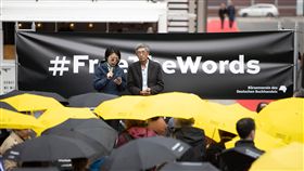 林榮基出席法蘭克福書展香港銅鑼灣書店前店長林榮基（右）17日出席德國法蘭克福書展的活動，呼籲釋放被中國扣押的書商桂民海。（vntr.media提供）中央社記者林育立柏林傳真 108年10月23日