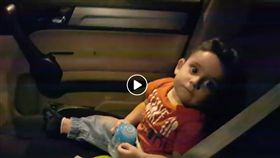 小男孩,鯊魚寶寶,黎巴嫩（圖／翻攝自臉書）