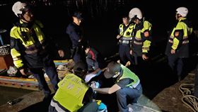 新北市，淡水，心情不佳，跳水，尋短，