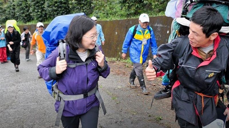韓要在高山廣設升旗台　蔡英文狠打臉