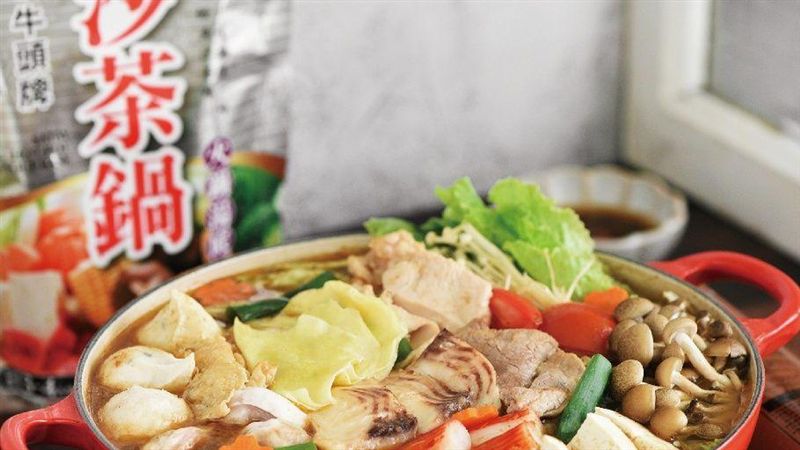 懶人火鍋這樣煮　竟然比外送還快