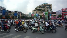 機車,實施排氣定檢,未受檢,罰款,註銷牌照(圖/中央社)