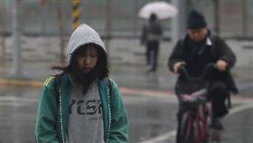 吳德榮,鋒面報到,天氣,明顯轉變,北台灣(圖/中央社)