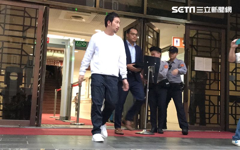業者走私鳳凰電波探頭！李進良訊後請回