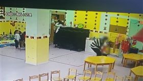 幼兒園,尿失禁,媽媽,虐待,老師,盲區