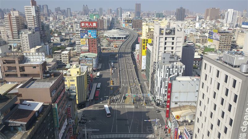 拆高架橋　高市府允車站交通動脈不斷
