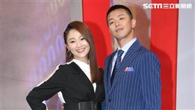 小鬼黃鴻升搭擋張文綺聯手主持《台語我上讚》今（25日）舉行開錄記者會。圖／記者邱榮吉攝影