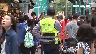 攤販躲警取締出奇招　無線電通知快閃