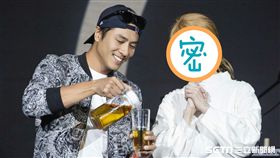 (種子音樂 提供) 路嘉欣蝕日演唱會總彩 莊凱勛探班、演唱會製作人小9趙逸嵐 音樂總監金毛老師合影