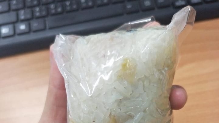 飯糰很燙！她不拿提袋意外錄取工作