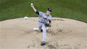 ▲葛蘭基（Zack Greinke）度過3局下的滿壘危機。（圖／美聯社／達志影像）