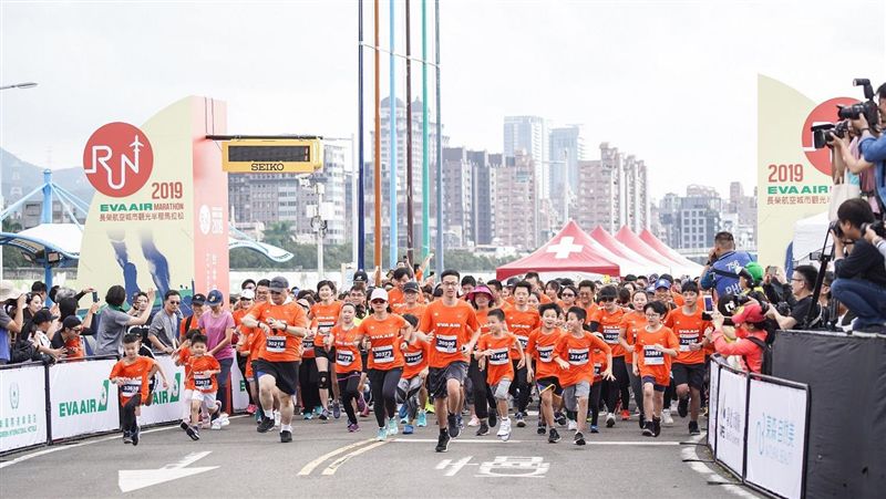 馬拉松／長榮航空　行銷城市觀光