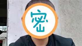 中國大陸,恐怖詛咒！6歲慘遭「石頭爆頭」　34歲男「終身長不大」（圖／翻攝自微博）
