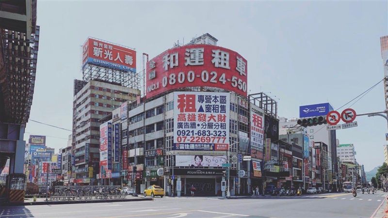高雄站前倒光了　網友驚只剩速食店