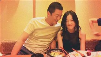 李亞鵬才爆欠1億　曝王菲19歲女兒封鎖爸