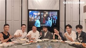 主題商戰電影《聖人大盜》演員與導演合照。(圖／蝦皮直播提供)