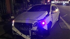 興大生枉死！賓士高速撞飛「機車全毀人噴飛」　駕駛嚇傻竟拔腿逃(圖/翻攝畫面)_