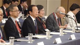 台日經貿會談登場  台灣由邱義仁率團為期2天的台日經濟貿易會議29日上午在東京登場，以加強台日經貿關係。台灣代表團由邱義仁（前排右3）擔任團長。中央社記者楊明珠東京攝  108年10月29日