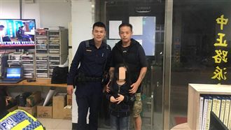 孕婦破水遇塞車　警鳴笛開道飆醫院