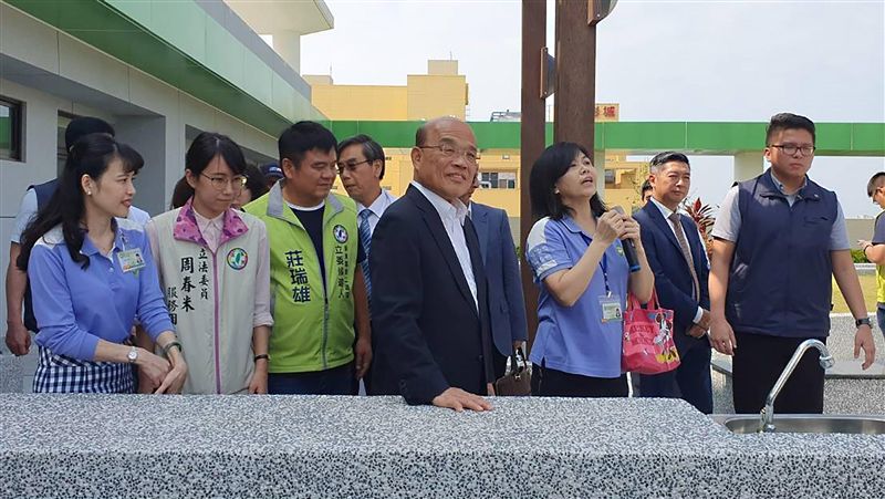 蘇視察醫高齡大樓　指示重建醫療大樓