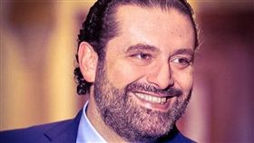 屈服於全國民眾近2週前因不滿執政菁英貪腐情況橫行而發動的史無前例抗爭行動，黎巴嫩總理哈里里29日宣布辭職。（圖取自facebook.com/saadhariri）