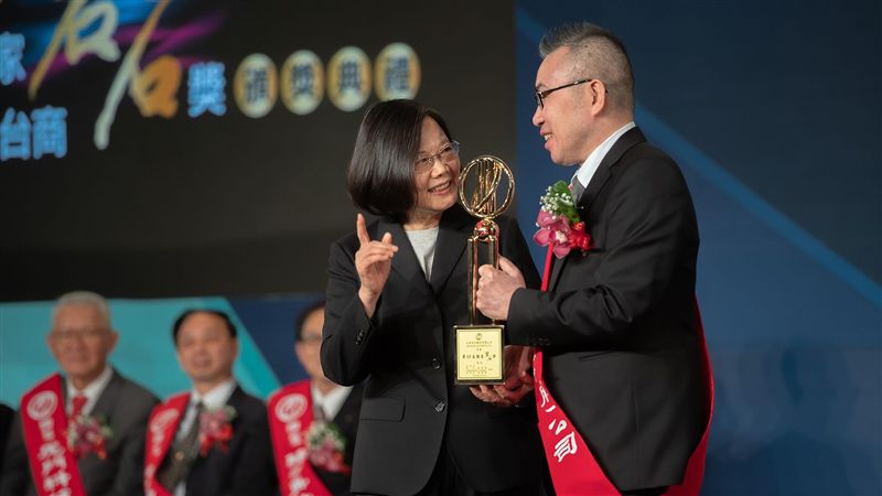 蔡英文大遲到？總統府怒：顛倒是非