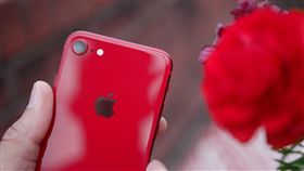 圖／翻攝自9to5mac,愛瘋SE2