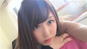 AV女優,秋山祥子
圖／翻攝自推特