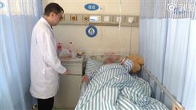 南京,急性腦梗塞,追劇,癱軟,中風(圖/翻攝自荔枝新聞)