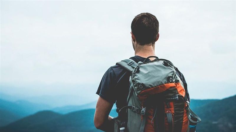 澳洲課徵背包客稅判違法！法官：歧視