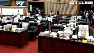 高級酸！韓國瑜２５分身議會審預算？