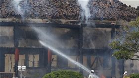 沖繩,首里城大海,木材,來自台灣,難撲滅(圖/共同社提供)中央社