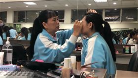 新竹市,養女,中斷學業,袁湘雲,畢業,圓夢(圖/中央社)