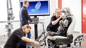 ▲VOLVO成為最早將人體脊椎研究納入座椅設計的汽車製造商之一。（圖／VOLVO提供）