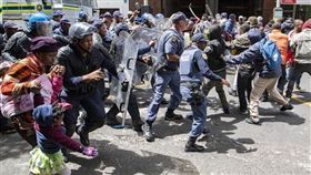 南非,仇外攻擊,難民靜坐,抗議遭捕,已獲釋（圖／美聯社／達志影像）