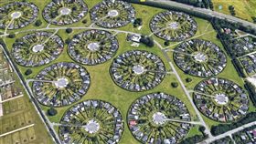 這社區整齊如「披薩」切塊　空拍爆密集恐懼症BrøndbyHaveby（圖／翻攝自Google Map）
