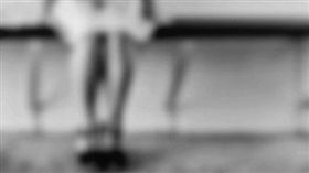 女童,女人,撞鬼,鬼故事(圖/翻攝自pixabay
