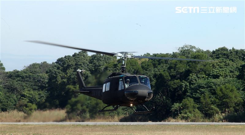 UH-60M黑鷹直升機正式加入國軍戰鬥序列，共同肩負起保家衛國的光榮使命。。（記者邱榮吉/台中拍攝）