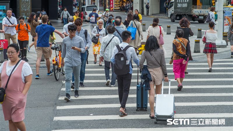 週日水氣稍增北東有雨　週一降溫6度