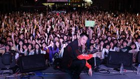 周湯豪景美女中秋季舞會
翻攝景美女中News讚臉書
翻攝IG