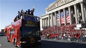 ▲國民隊封王遊行。（圖／美聯社／達志影像）